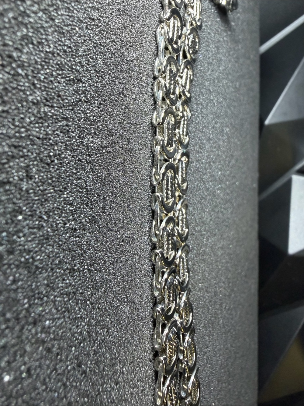 Gucci Link Chain Necklace - Silver - Picture 4 of 6